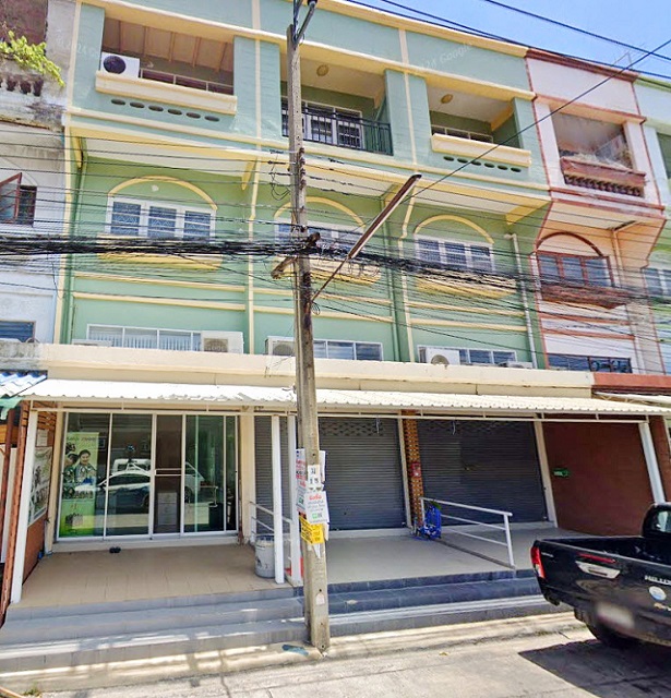 ทาวน์โฮม 2 ชั้น ประเวศ สนามบินสุวรรณภูมิ 6.9 กม.เฉลิมพระเกียรติ ร. 9 ซอย 30 18 ตร.วา 3นอน 2น้ำ 98ตรม. สวนหลวง ร. ๙ 4 กม.