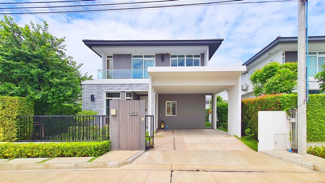 บ้าน มัณฑนา เวสต์เกต 1 Rai 2 NGAN 87 ตรว. 4 Bedroom 4 BR 11200000 THAI BAHT ไม่ไกลจาก - ราคานี้ไม่มีอีกแล้ว มีพื้นที่สวนข้างบ้าน เจ้าของอยู่น้อยมาก