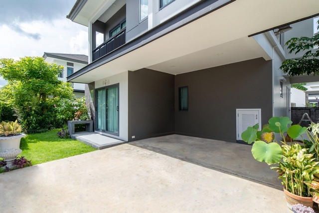 ให้เช่าบ้านเดี่ยว โครงการบริทาเนีย ใกล้สนามบินสุวรรณภูมิ 46,500 บาท/เดือน 140 ตร.ม.