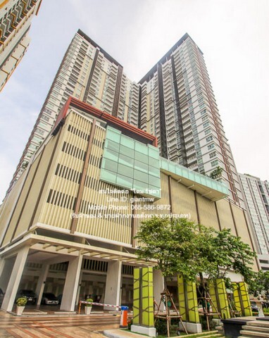 คอนโดมิเนียม The Parkland Grand Taksin 47 SQ.METER 3600000 บาท. ใกล้ BTS ตลาดพลู และ BTS โพธิ์นิมิตร เ ยี่ ย ม! เป็นคอนโดหรูที่มีขนาด 1 ห้องนอน 1 ห้องน้ำ พร้อมกับได้มีการตกแต่งภายในเพิ่มเติมได้แบบเรียบหรู  และอยู่ในทำเลที่ตั้งของคอนโดนี้ ตั้งอยู่ท่าม