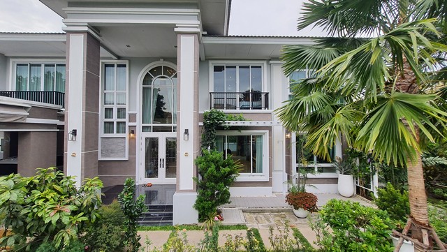 บ้าน Q House Avenue พระราม5 4 Bedroom 27900000 thb ใกล้กับ เซ็นทรัล เวสเกต ตลาดพระราม5 หั่นราคา นนทบุรี   