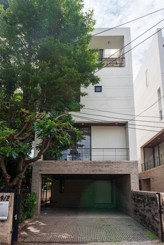 ให้เช่าบ้านเดี่ยว4ชั้นใจกลางอารีย์ พญาไท 750 ตร.ม.พร้อมสระส่วนตัวเหมาะอยู่อาศัยและทำโฮมออฟฟิศ ใกล้BTSอารีย์ กระทรวงการคลัง 